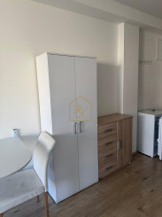 ZNÍŽENÁ CENA - 1-i byt  s balkónom a pivnicou v centre Nitry