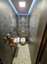 3-IZBOVÝ BYT S TERASOU A GARÁŽOVÝM STÁTÍM V KOMPLEXE AGRIA