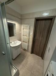 INVESTIČNÝ 1-i byt V CENTRE NITRY  S BALKÓNOM–  S NÁJOMNÍKOM