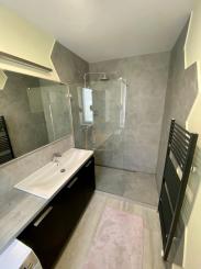 2-I BYT S VEĽKOU TERASOU,KLIMATIZÁCIOU A PARKOVACÍM MIESTOM