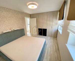 2-I BYT S VEĽKOU TERASOU,KLIMATIZÁCIOU A PARKOVACÍM MIESTOM