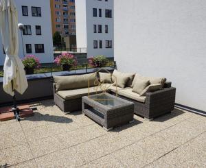 2-I BYT S VEĽKOU TERASOU,KLIMATIZÁCIOU A PARKOVACÍM MIESTOM