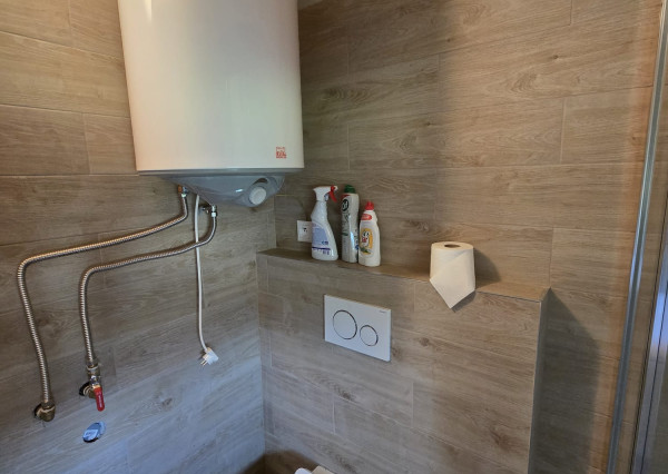 EXKLUZÍVNE - zrekonštruovaná chatka - Alba Regia - 292m2