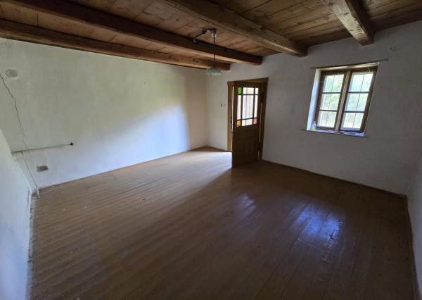 EXKLUZÍVNE - Rodinný dom - Dulovce - pozemok 1951m2