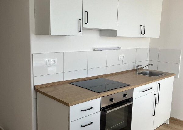 EXKLUZÍVNA PONUKA – 2-izbový byt s 3 balkónmi v centre Nitry