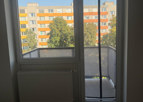 ZNÍŽENÁ CENA– 1-i BYT S BALKÓNOM A PIVNICOU – CENTRUM NITRY