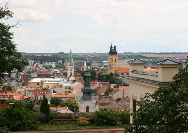 2x TOP 3-IZBOVÝ BYT PO KOMPLETNEJ REKONŠTRUKCII – Nitra