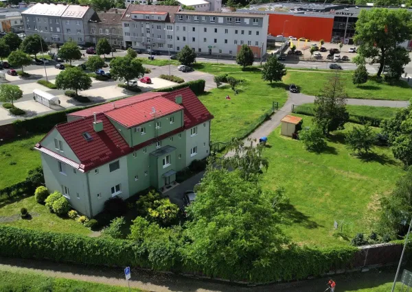 3 izbovy byt,100 m2, veľká pivnica, súkromné parkovanie