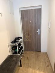 INVESTIČNÝ 1-i byt V CENTRE NITRY S BALKÓNOM– S NÁJOMNÍKOM