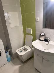 INVESTIČNÝ 1-i byt V CENTRE NITRY S BALKÓNOM– S NÁJOMNÍKOM