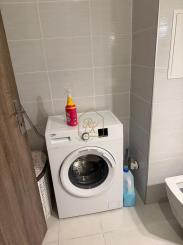 INVESTIČNÝ 1-i byt V CENTRE NITRY S BALKÓNOM– S NÁJOMNÍKOM