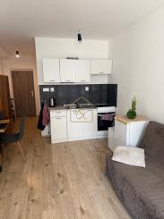 INVESTIČNÝ 1-i byt V CENTRE NITRY S BALKÓNOM– S NÁJOMNÍKOM