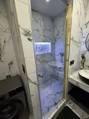 KOMPLETNE A KVALITNE ZREKONŠTRUOVANÝ 3-I BYT  BALKÓN PIVNICA
