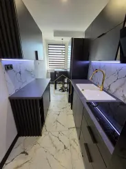 KVALITNE ZREKONŠTRUOVANÝ 3-I BYT - KLÍMA, LOGGIA A PIVNICA