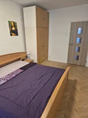 Predaj 3i byt s balkónom v centre Nitry, Párovce