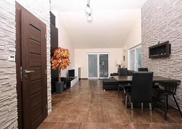 Exkluzívne na predaj - luxusný rodinný dom v Nitre na Šúdoli