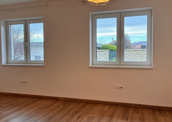 ZNÍŽENÁ CENA  - DOM, KDE SA BÝVANIE MENÍ NA POCIT DOMOVA