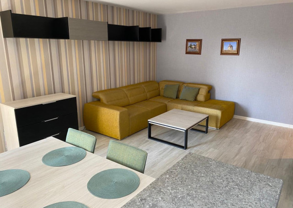 NA PRENÁJOM  ŠTÝLOVÝ 2-i BYT S  TERASOU A PARKOVACÍM MIESTOM