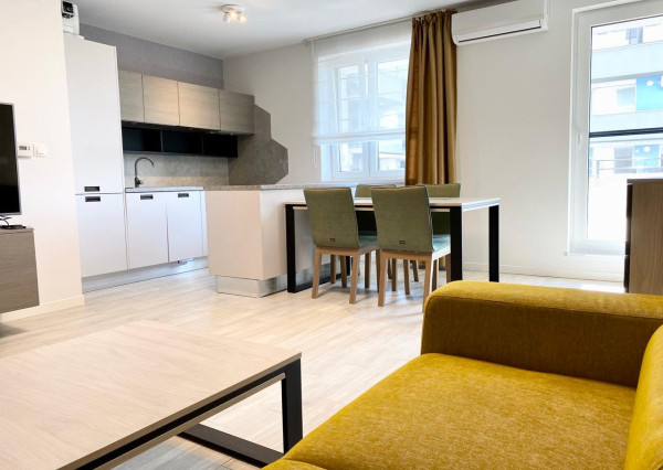 NA PRENÁJOM  ŠTÝLOVÝ 2-i BYT S  TERASOU A PARKOVACÍM MIESTOM