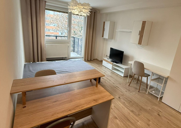 INVESTIČNÝ 1-i byt V CENTRE NITRY S BALKÓNOM– S NÁJOMNÍKOM