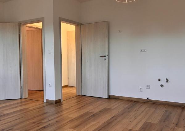 ZNÍŽENÁ CENA - DOM, KDE SA BÝVANIE MENÍ NA POCIT DOMOVA