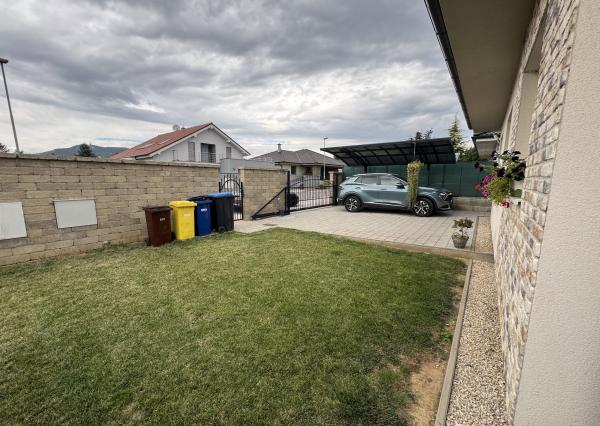 ZNÍŽENÁ CENA - DOM, KDE SA BÝVANIE MENÍ NA POCIT DOMOVA