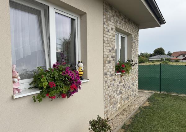 ZNÍŽENÁ CENA - DOM, KDE SA BÝVANIE MENÍ NA POCIT DOMOVA