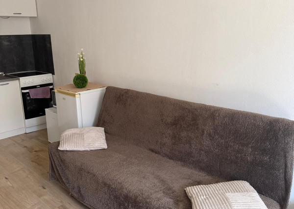 INVESTIČNÝ 1-i byt V CENTRE NITRY S BALKÓNOM– S NÁJOMNÍKOM