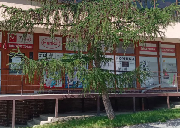 Ponúkame na predaj 