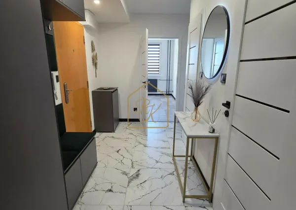NOVÁ CENA -ZREKONŠTRUOVANÝ 3-I BYT - KLÍMA, LOGGIA A PIVNICA