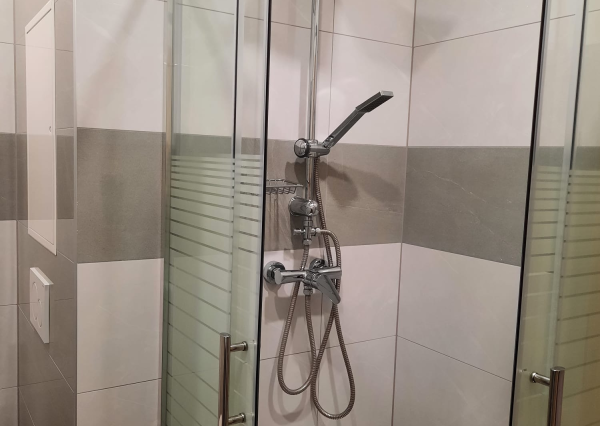 NA PRENÁJOM – 1-IZBOVÝ BYT S DVOMI BALKÓNMI  NITRA  CHRENOVÁ