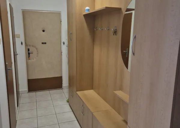 Predaj 3i byt s balkónom v centre Nitry, Párovce