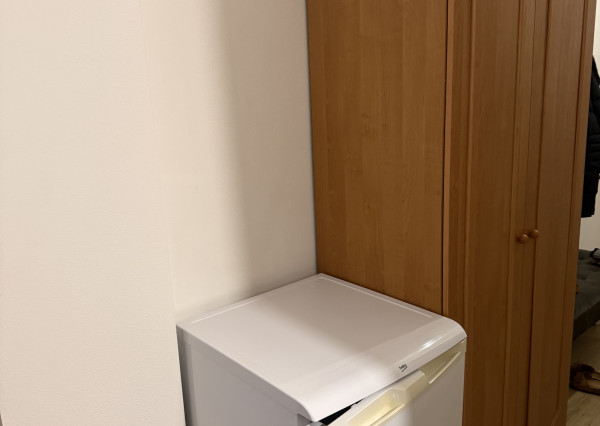 NA PRENÁJOM – VEĽKÁ GARSÓNKA S BALKÓNOM V CENTRE Nitry