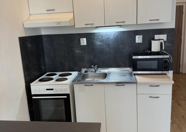 NOVOSTAVBA – CENTRUM NITRY – VEĽKÝ BALKÓN – INVESTIČNÝ BYT“
