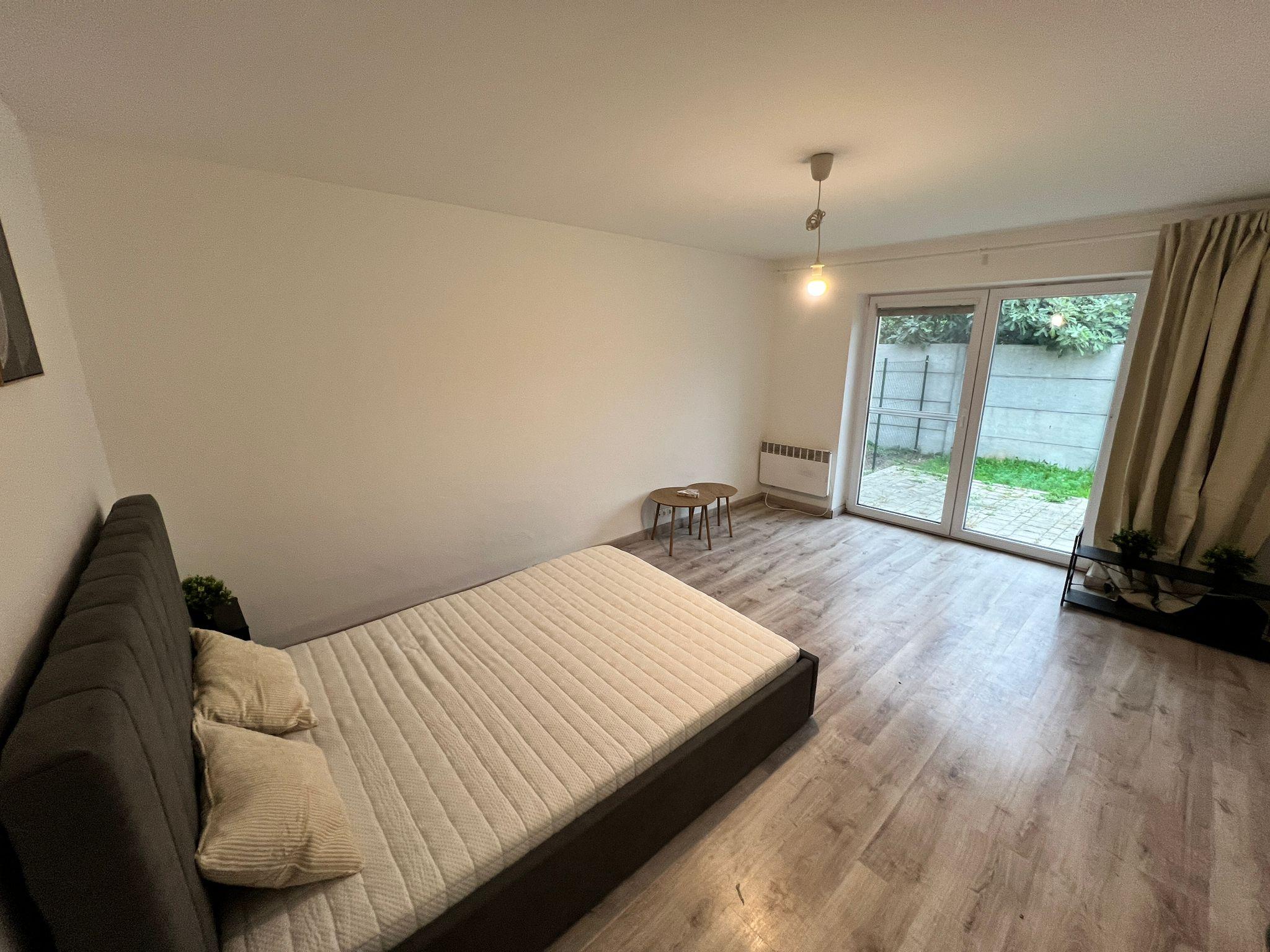 ZNÍŽENÁ CENA 2,5 I BYTU V DOME-TERASA,ZÁHRADA,PARKOVANIE