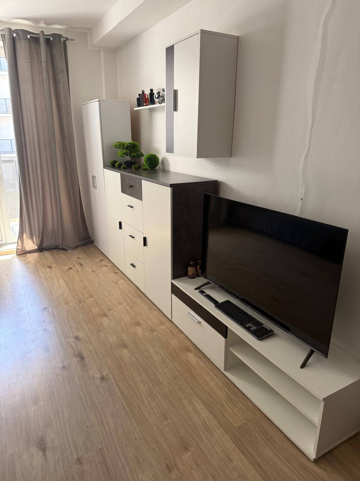 INVESTIČNÝ 1-i byt V CENTRE NITRY S BALKÓNOM– S NÁJOMNÍKOM